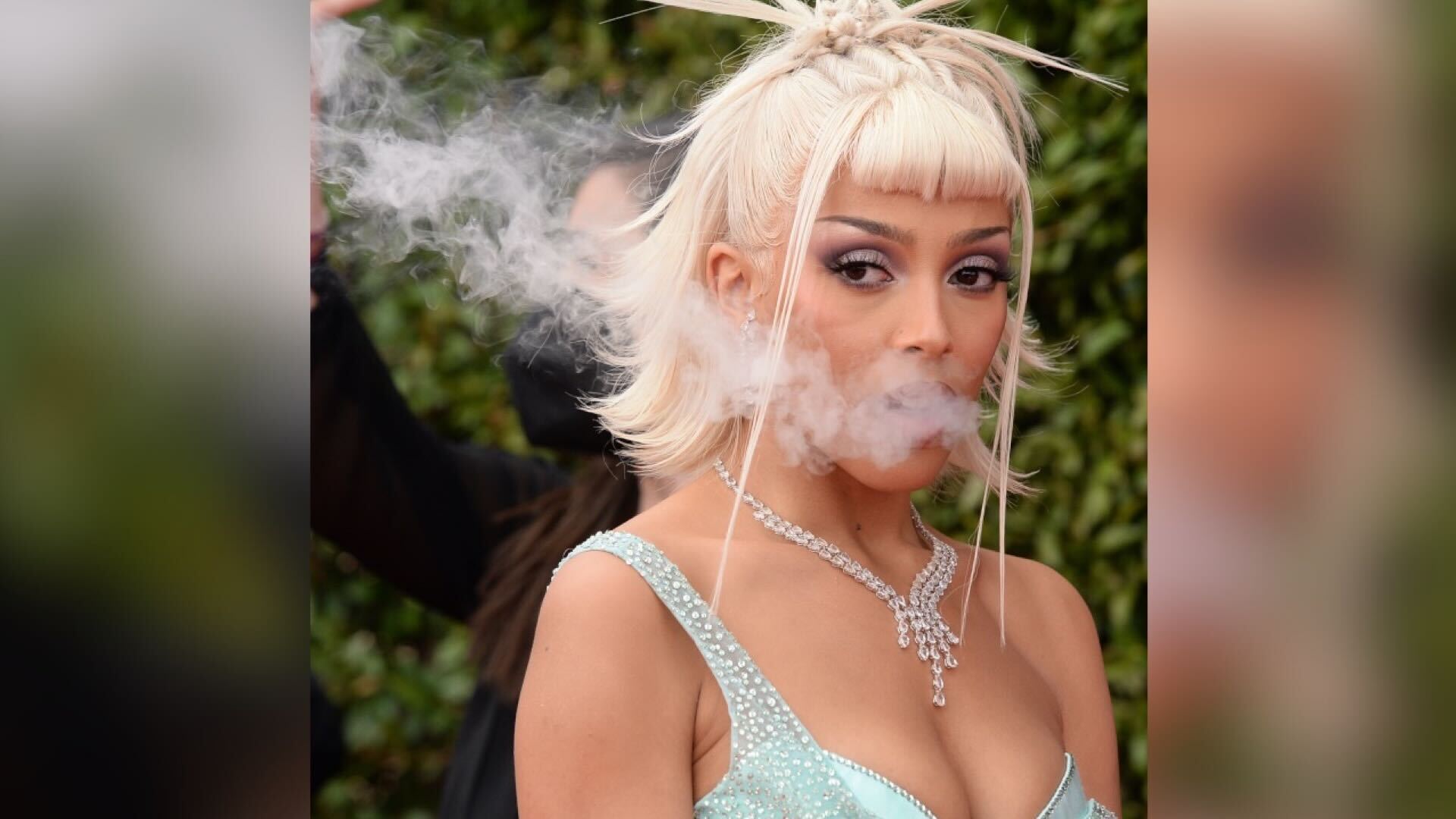 9 iconic puffs from famous tokers like Doja Cat